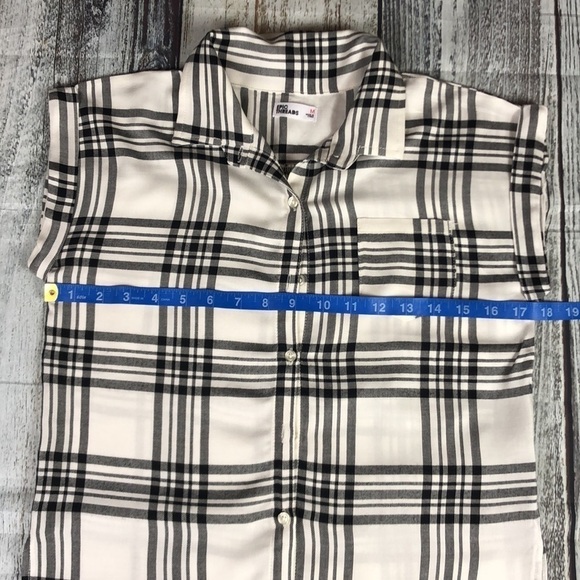 EPIC THREADS Plaided Black & White Kid Size M - Picture 4 of 9